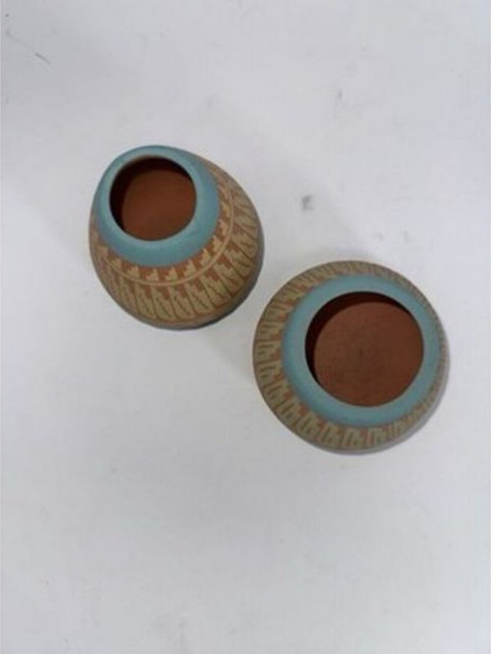 2 Navajo Indian Hand Etched & Painted Clay Pottery Vases by artist A Smith - Picture 5 of 10